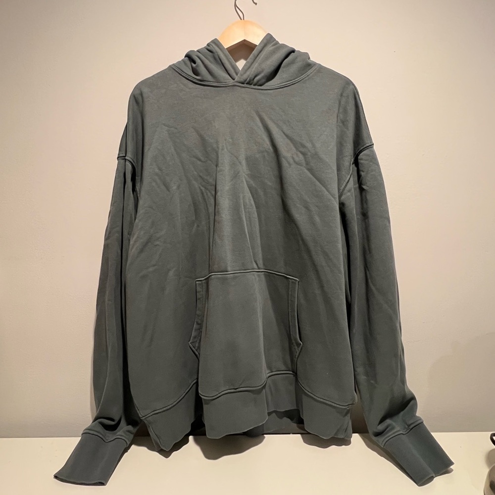 Men’s Lightly Worn Old Navy Hoodie